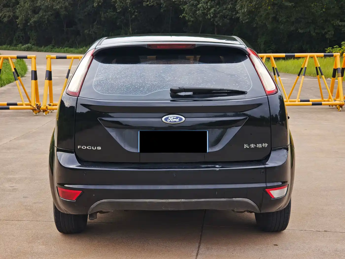 Photo 8 - Ford Focus