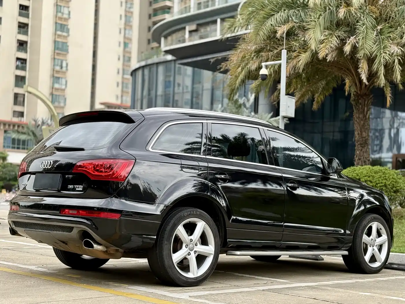 Photo 16 - Audi Q7