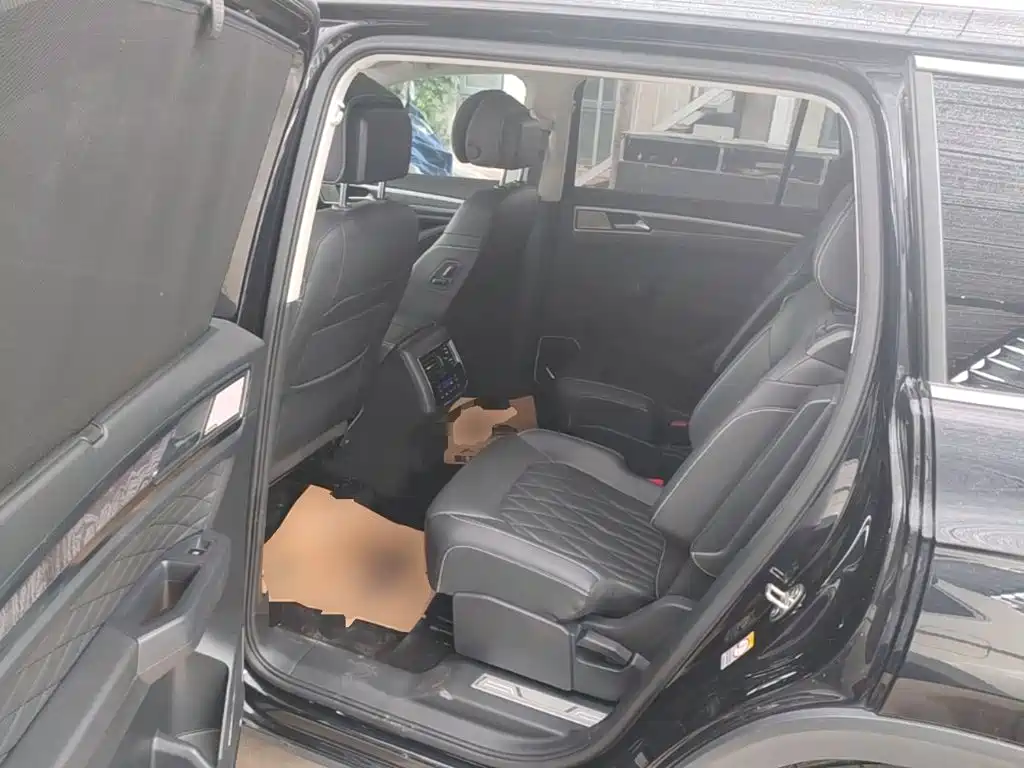 Photo 17 - Volkswagen Teramont