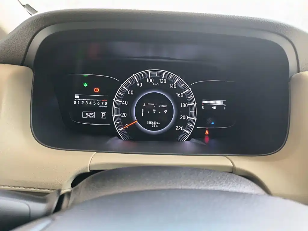 Фото 8 - Honda Odyssey