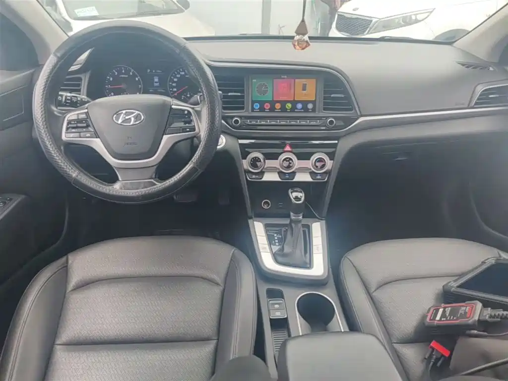Hyundai Elantra 2019 1.5L CVT Smart Elite фото 10