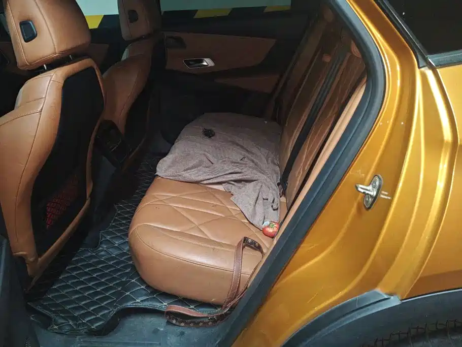 DS 7 2019 2018 45THP Rivoli Pioneer Edition