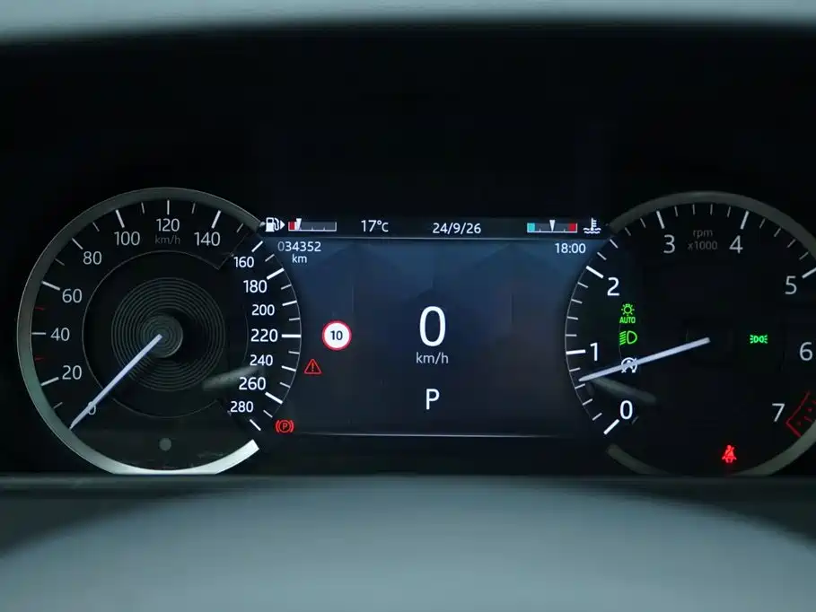 Land Rover Range Rover Velar 2023 2022 250PS