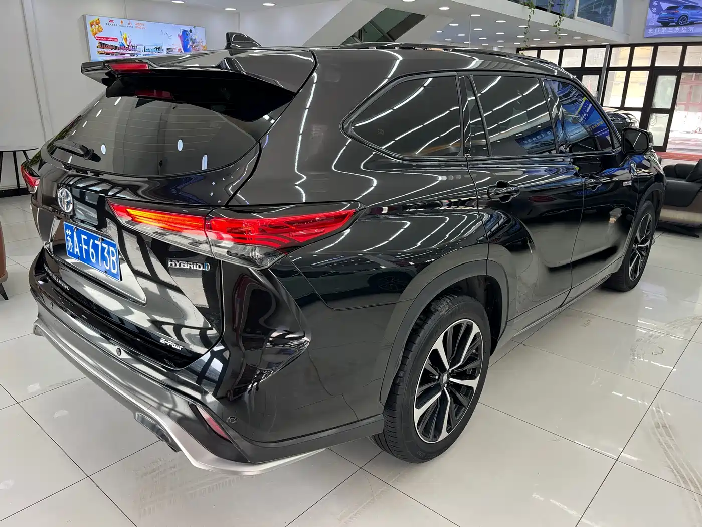 Toyota Crown Kluger 2022 2021 2.5L HEV 4WD Premium