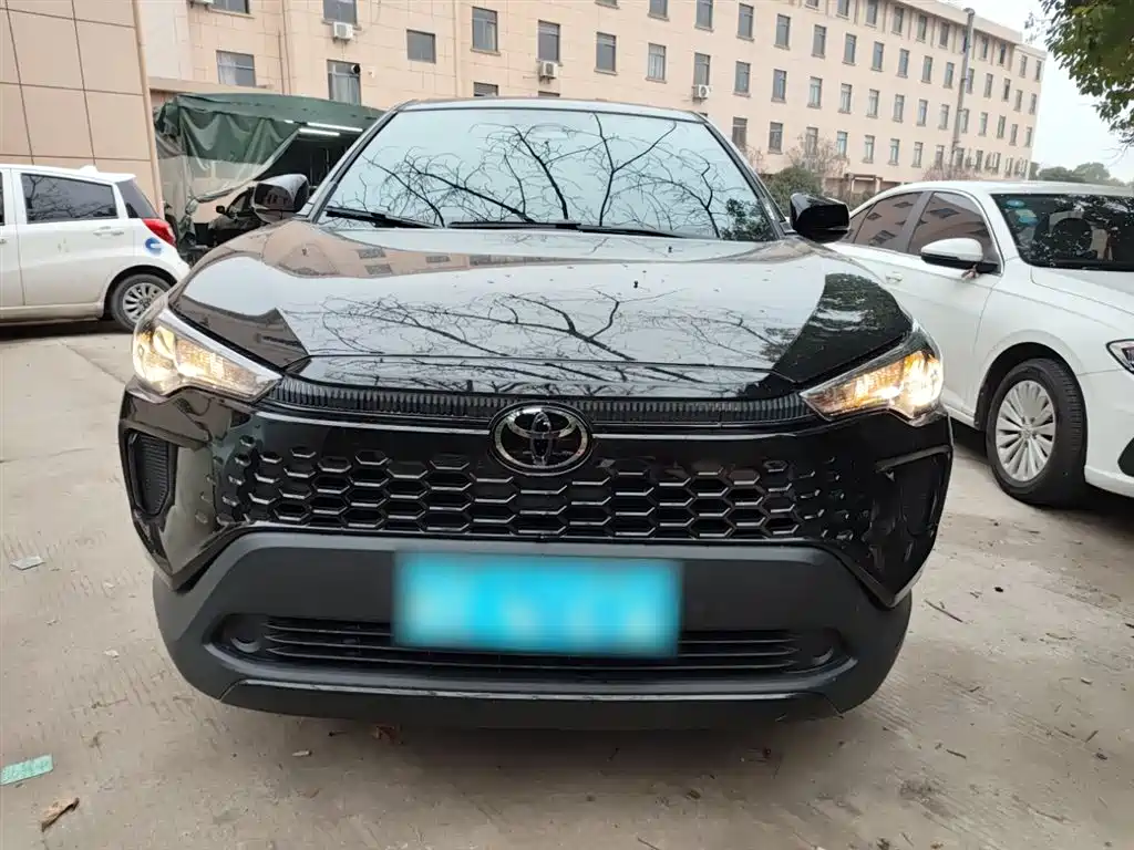 Toyota Corolla Cross 2025 2.0L Intelligent Hybrid Pioneer Edition фото 3