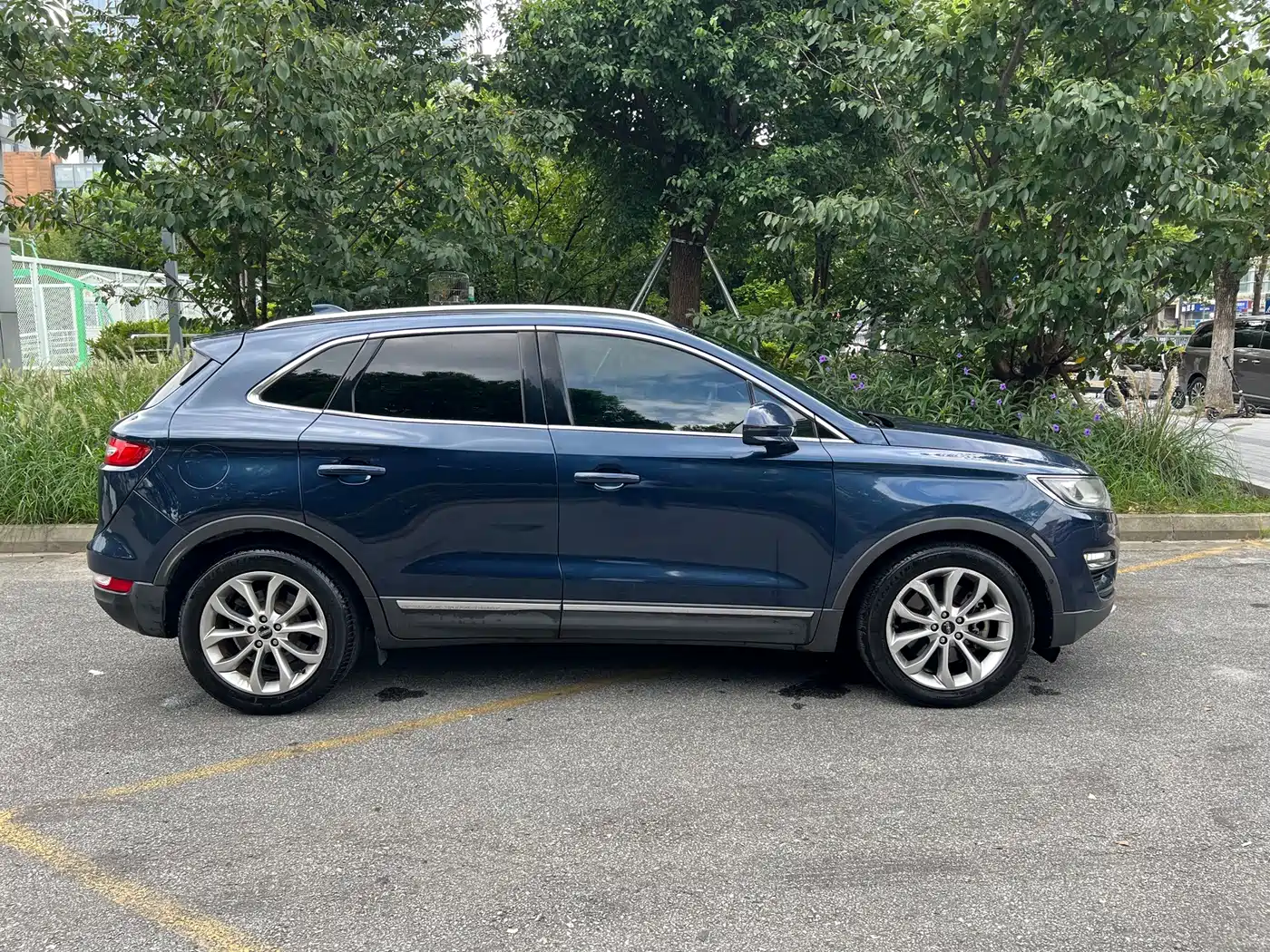 Lincoln MKC 2016 2016 2.0T 2WD Luxury