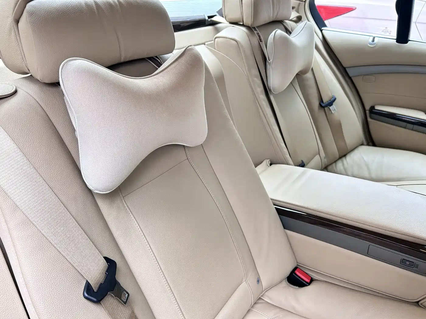 BMW 7 Series 2009 730Li Luxury фото 15