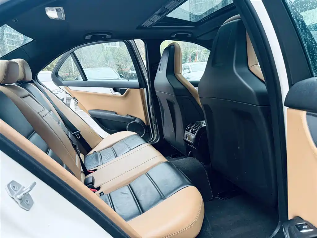 Mercedes-Benz C-Class AMG 2012 AMG C 63 Sport фото 16