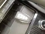 Фото 9 - Geely Monjaro