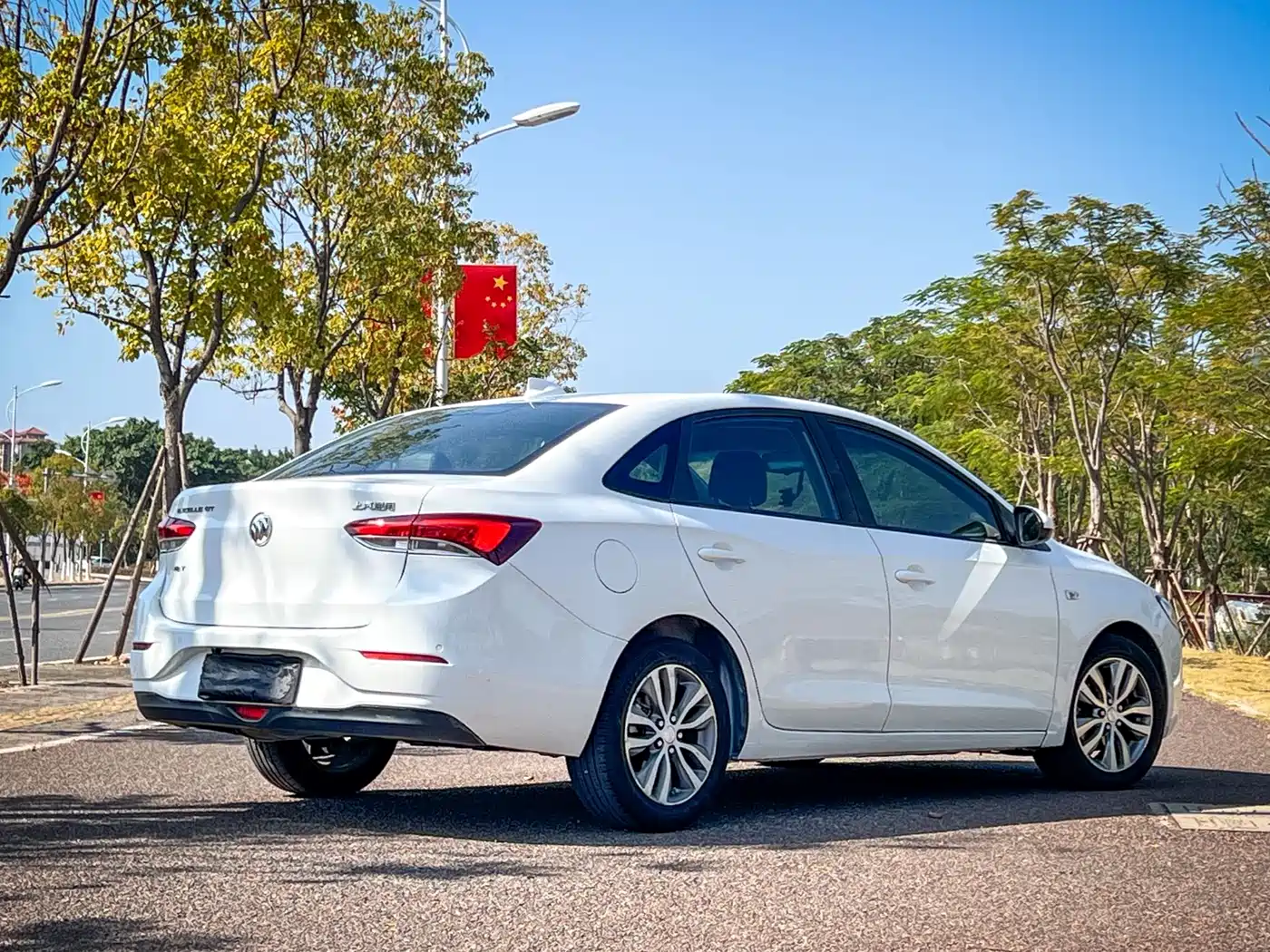 Buick Excelle 2019 18T Auto Connected Elite China VI фото 7