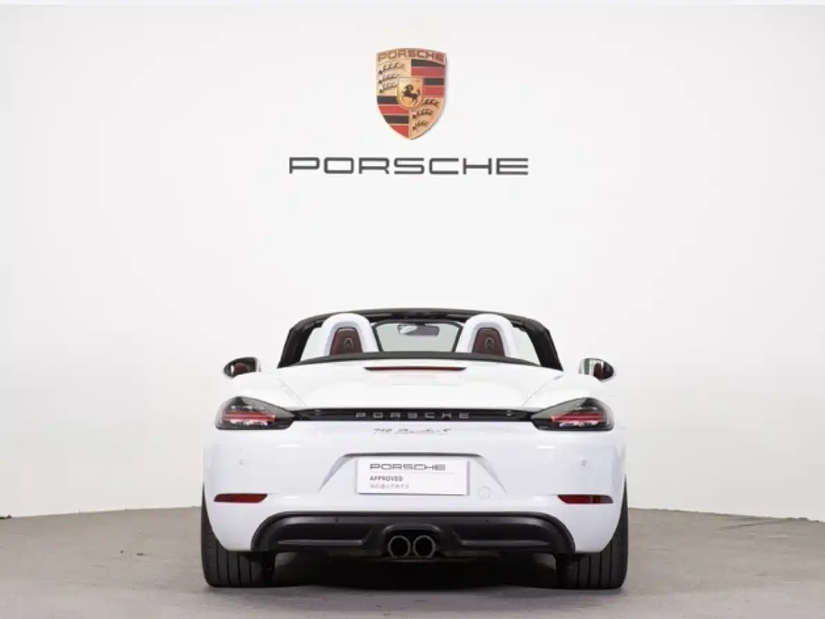 Photo 14 - Porsche 718