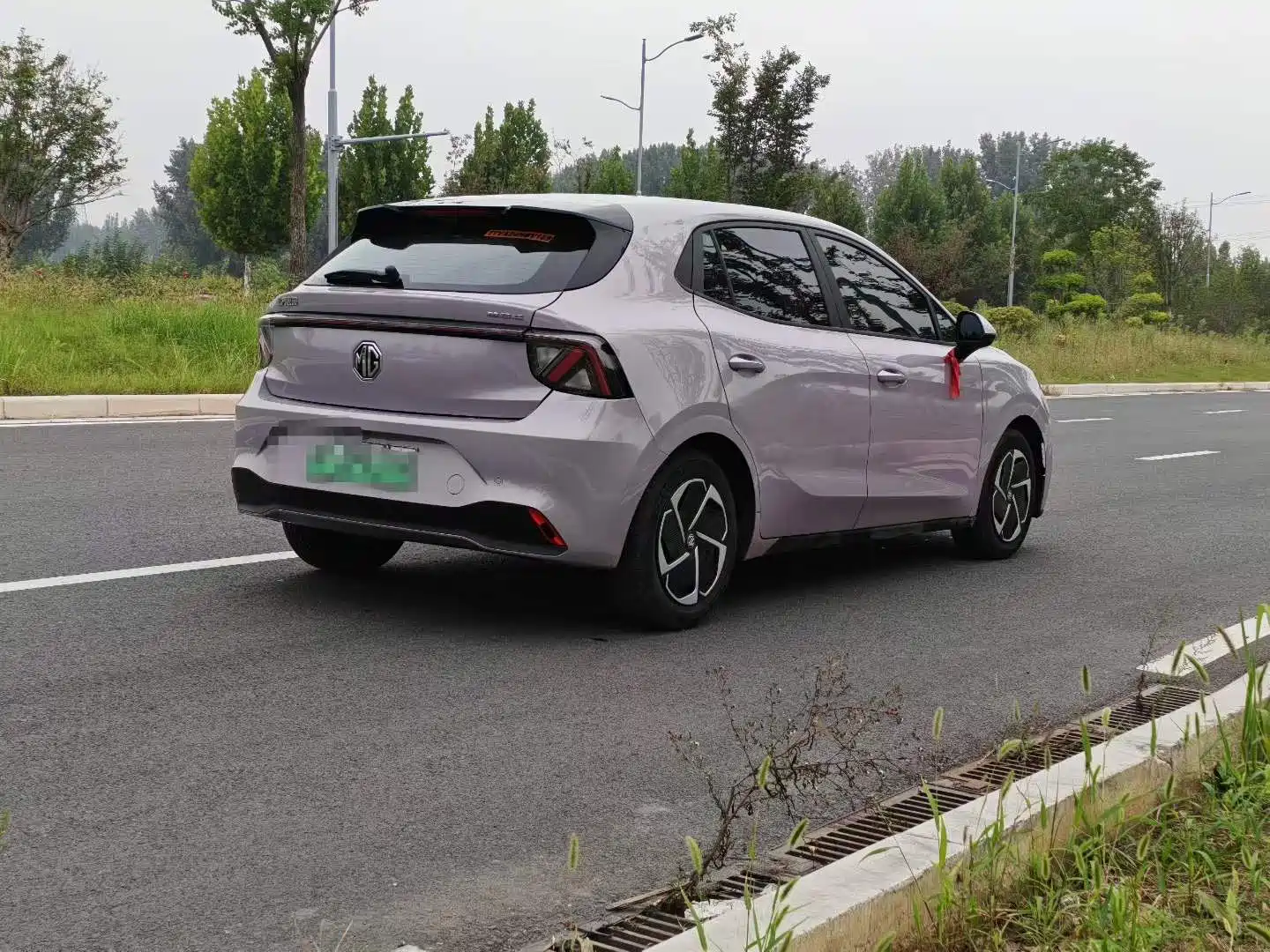 Фото 4 - MG MG4 EV