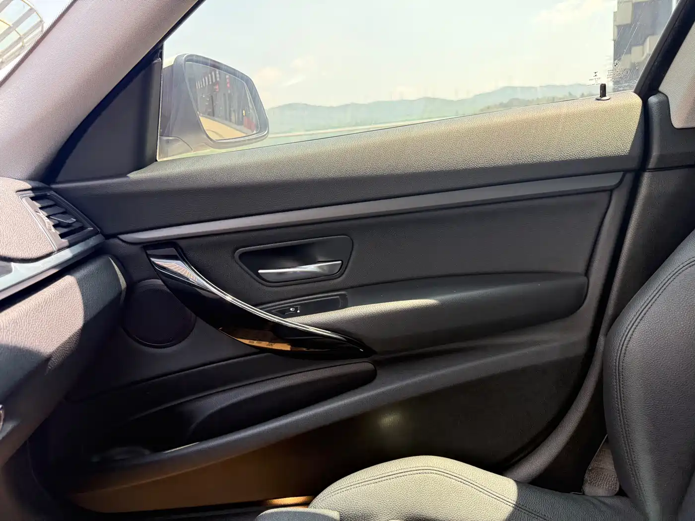BMW 3 Series GT 2017 320i Fashion фото 27