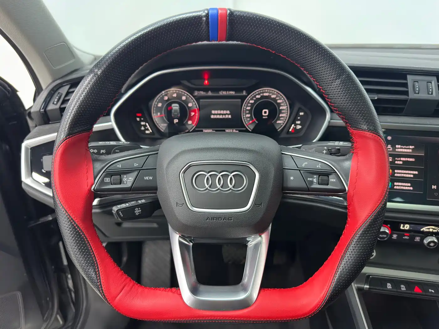 Audi Q3 2022 35 TFSI Fashion Dynamic фото 13