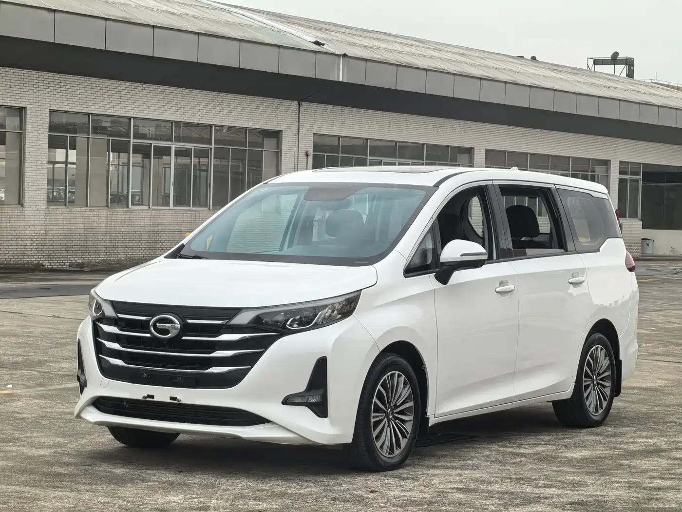 GAC Trumpchi Trumpchi M6 2019 270T Automatic Honor (7-seater) China V