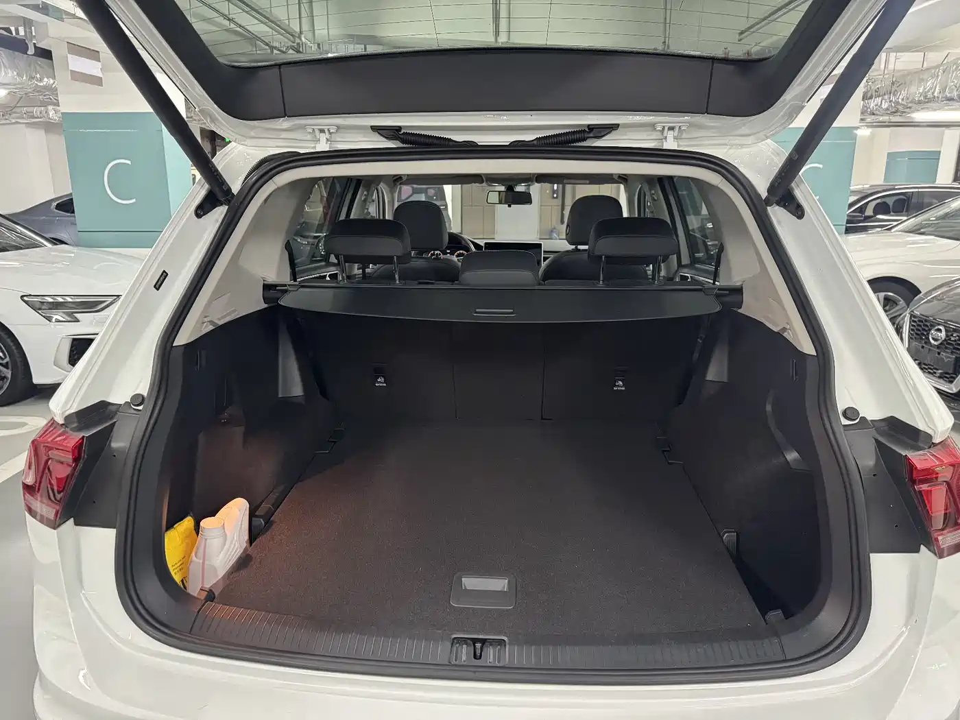 Volkswagen Tiguan L 2024 300TSI Auto 2WD Smart Edition фото 9