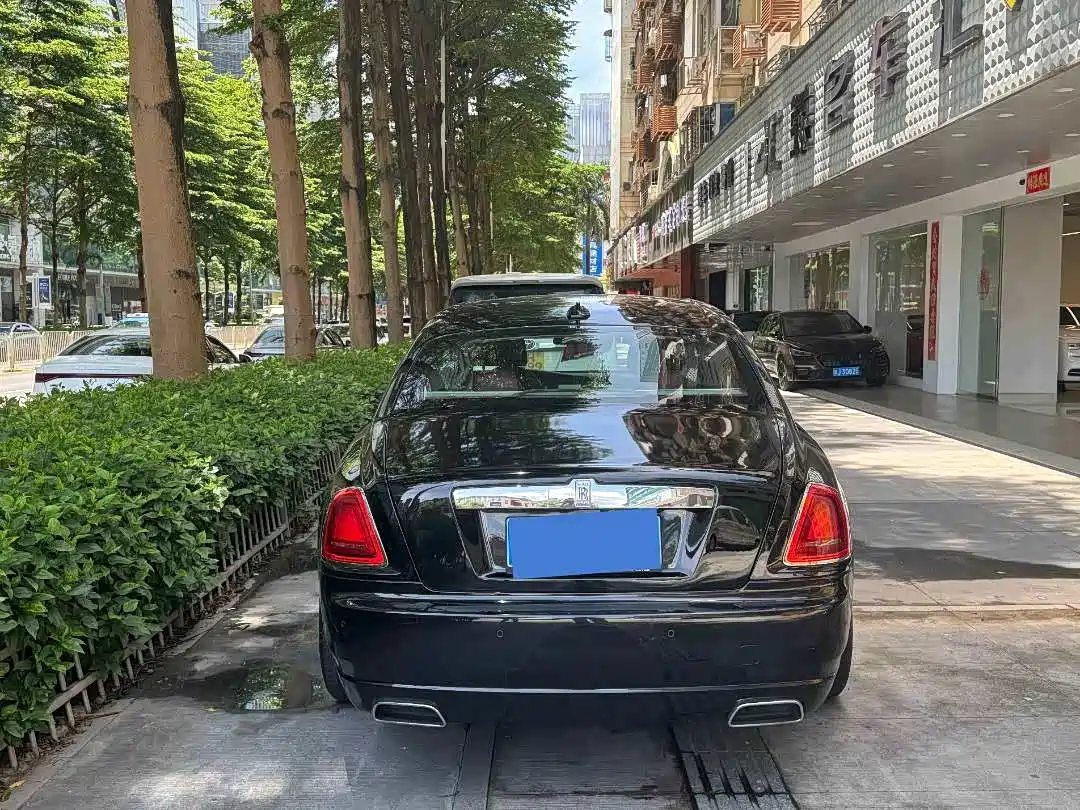 Фото 8 - Rolls-Royce Ghost