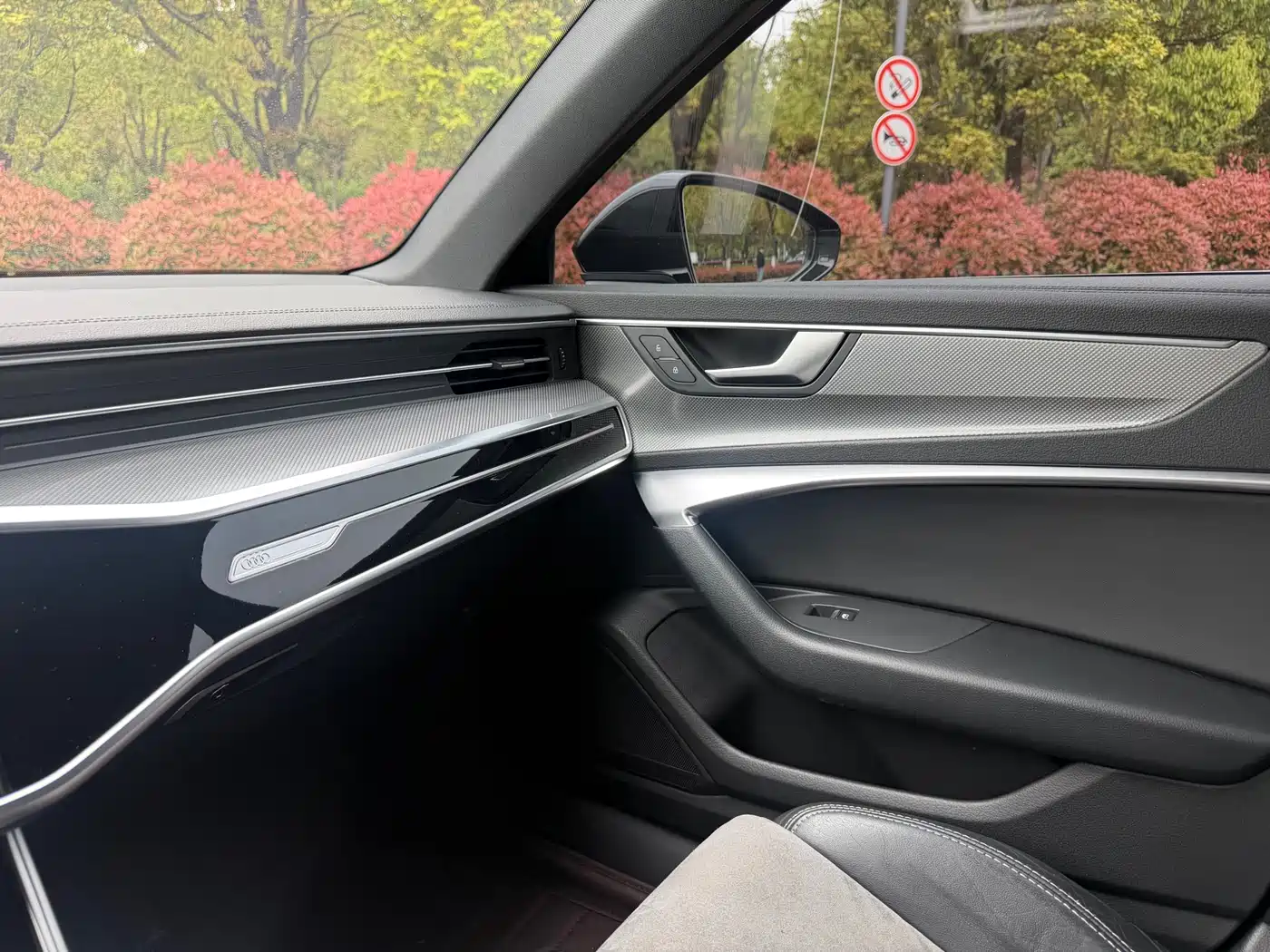 Audi A6L 2022 40 TFSI Luxury Dynamic фото 12