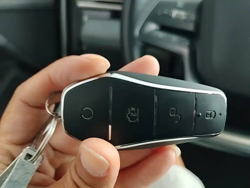 BYD Qin L 2025 2025 DM-i Smart Drive Edition 120KM Surpassing
