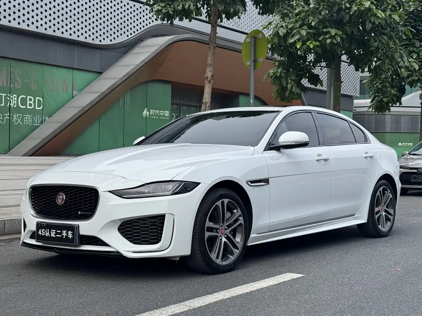 Jaguar XEL 2023 2.0T 250PS R-DYNAMIC S Progressive Sport