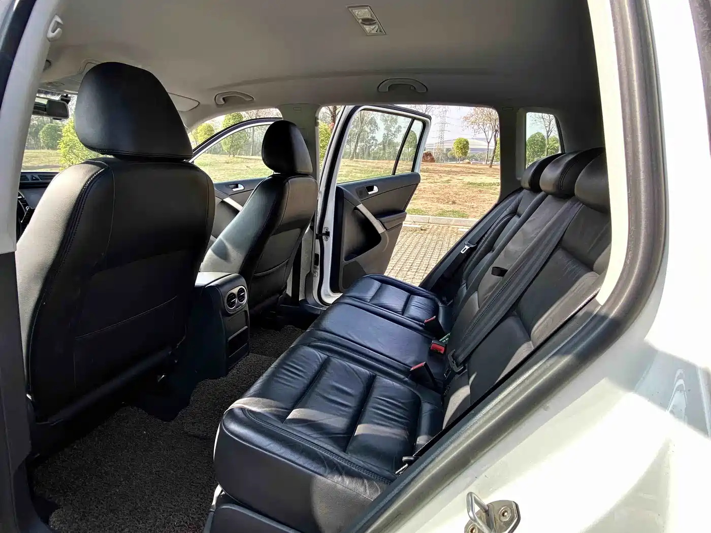 Volkswagen Tiguan 2012 1.8TSI Automatic 2WD Trend Edition фото 11