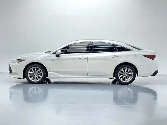 Toyota Avalon 2019 Hybrid 2.5L Luxury Edition China V фото 6