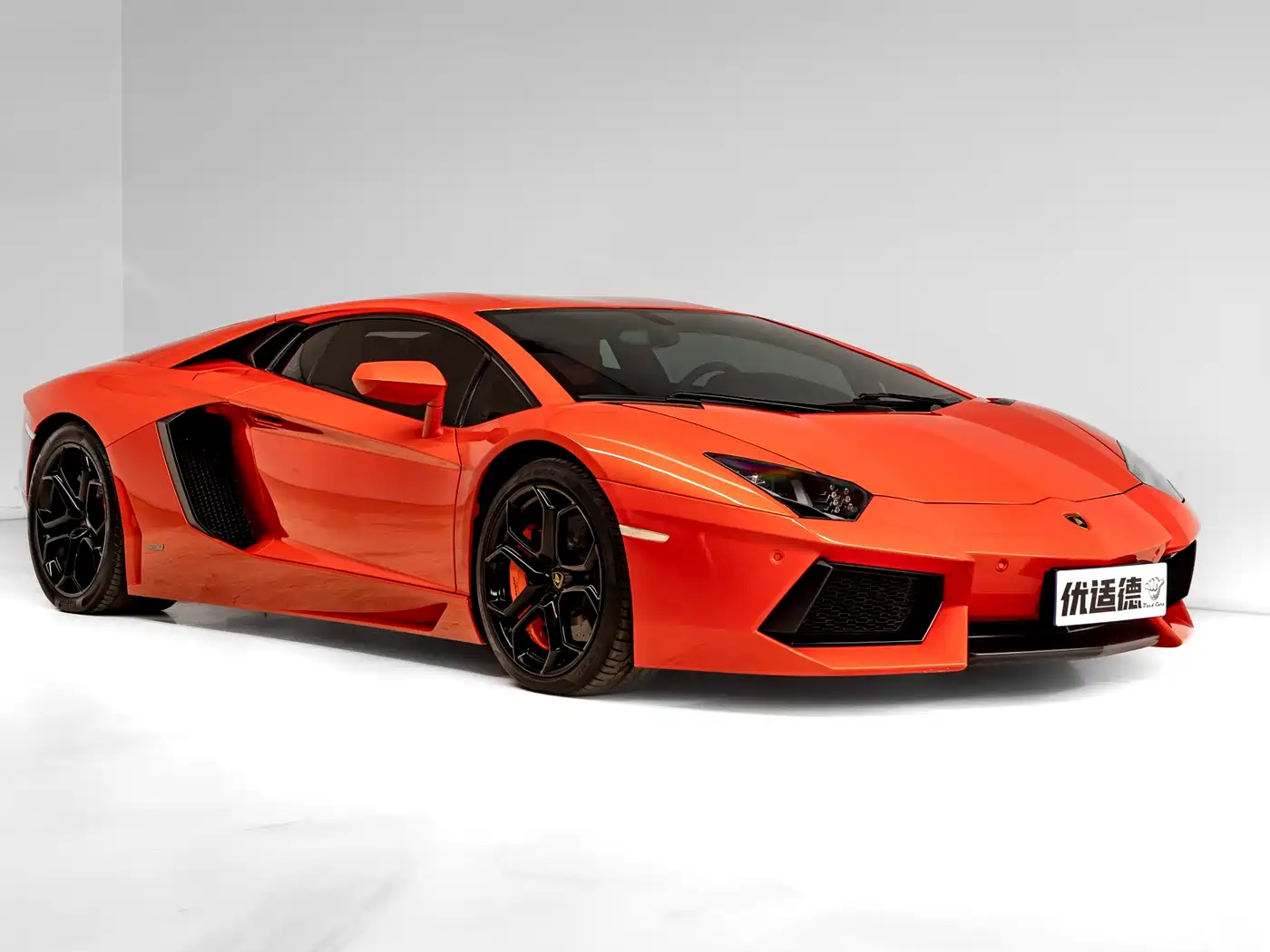 Lamborghini Aventador 2011 LP 700-4 фото 8