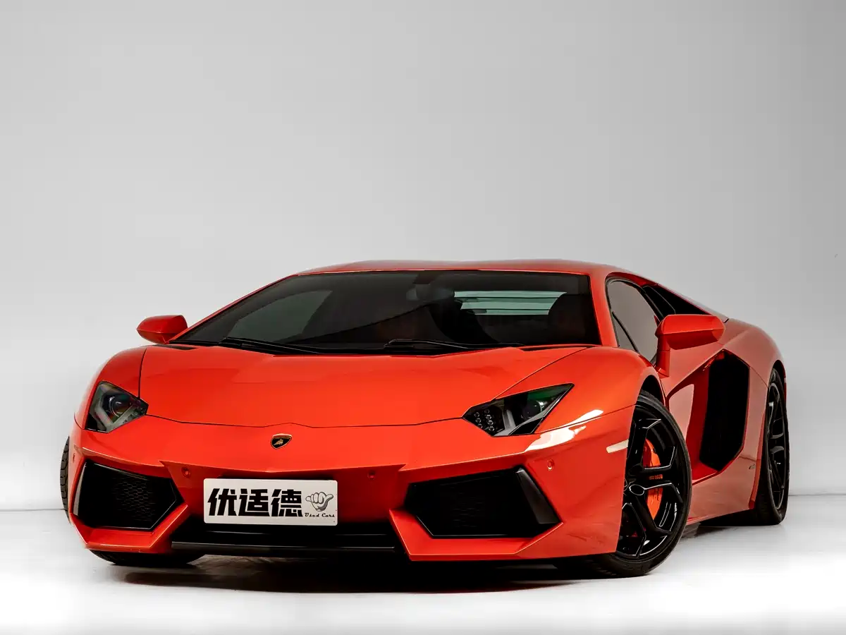 Lamborghini Aventador 2011 LP 700-4 фото 4