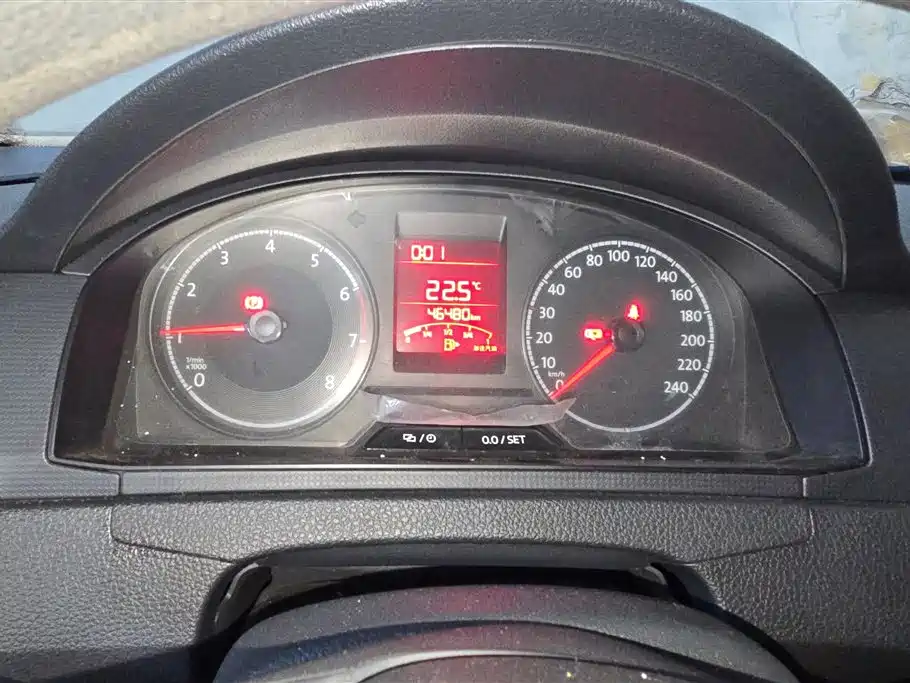 Volkswagen Santana 2016 1.4L Manual Trend Edition фото 14