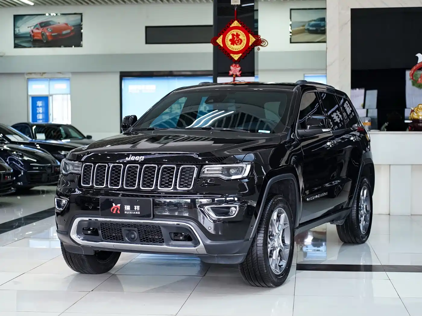 JEEP GRAND CHEROKEE (IMPORTED)