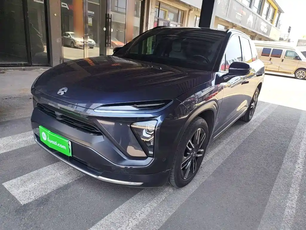 NIO ES6 2020