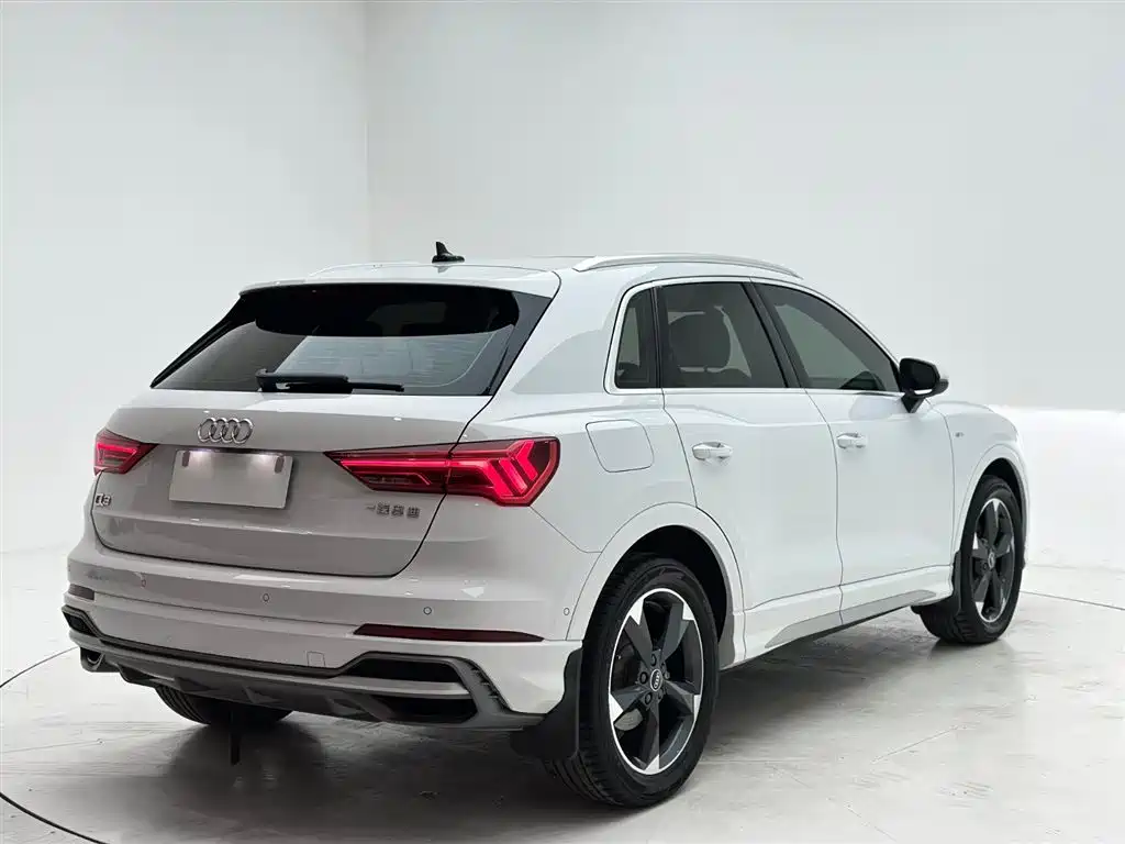 Audi Q3 2022 35 TFSI Fashion Dynamic фото 6