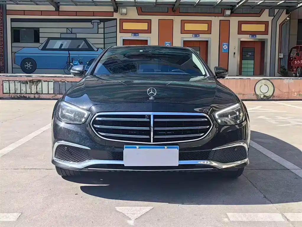 Mercedes-Benz E-Class 2021 E 300 L Fashion фото 2