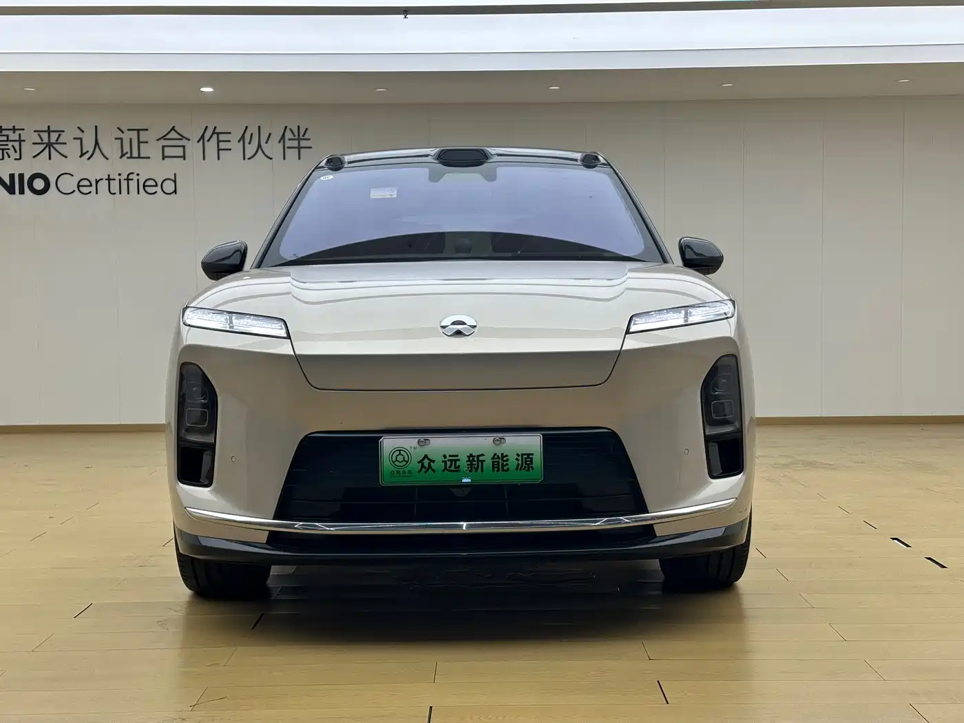 NIO ES8 2025 2025 Model 6-Seat Executive Luxury Edition
