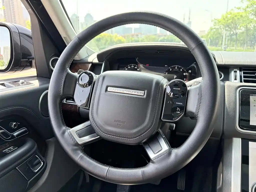 Land Rover Range Rover 2020 3.0 L6 Shengshi Edition фото 14