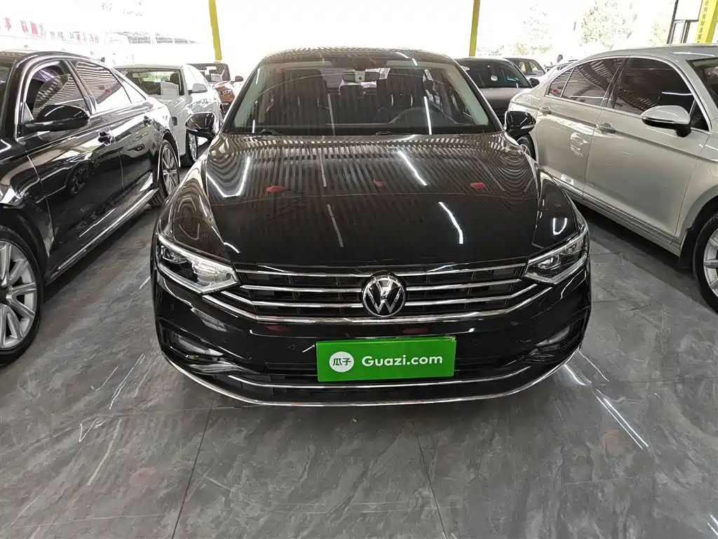 Volkswagen Magotan 2020 330TSI DSG Luxury фото 4
