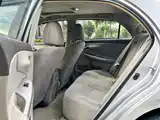 Photo 8 - Toyota Corolla