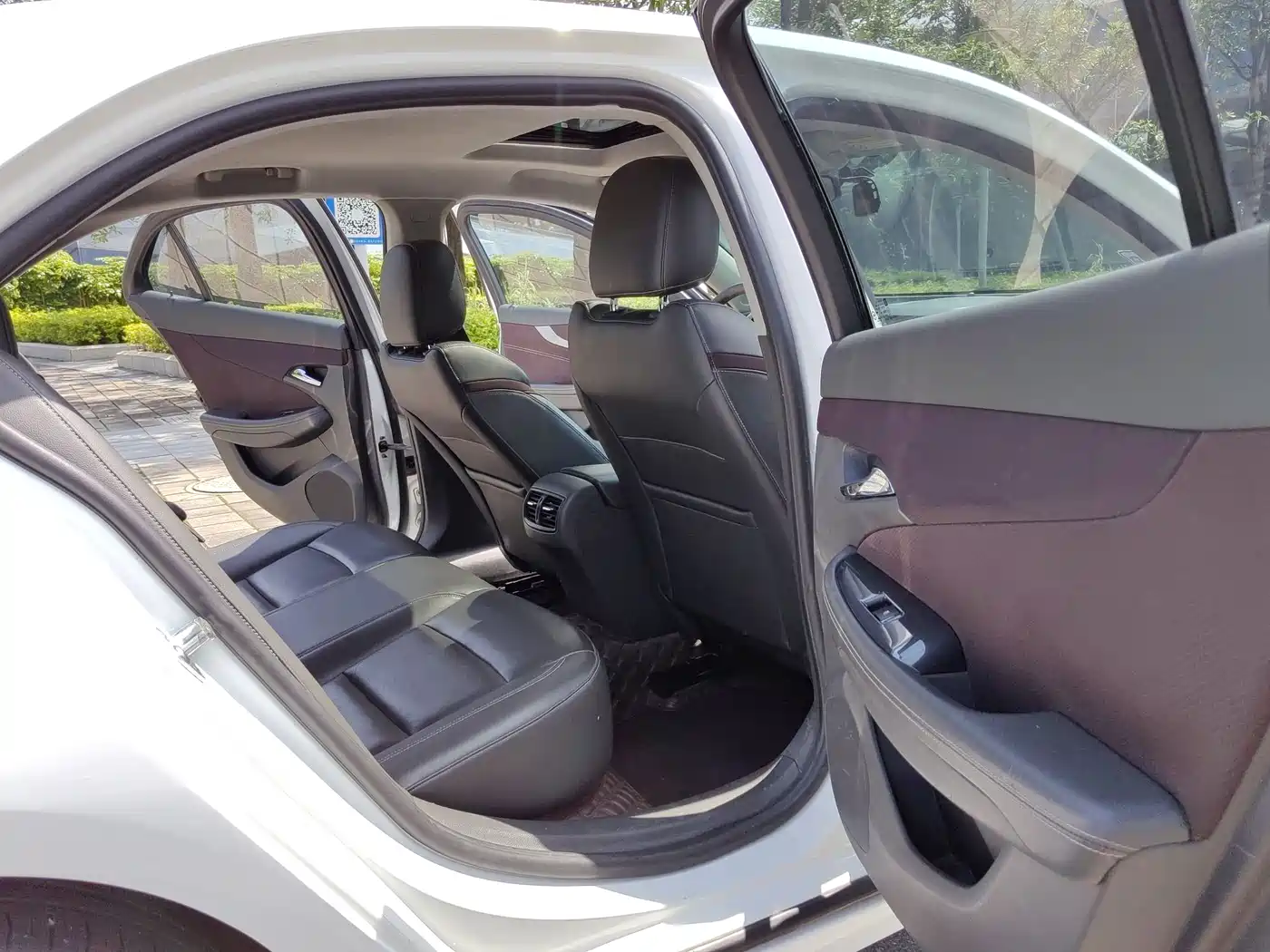 Chevrolet Malibu 2016 2.0L Automatic Luxury фото 11