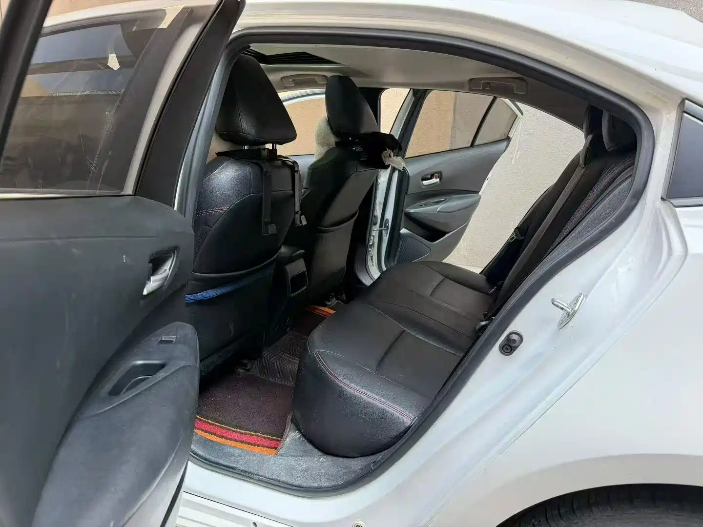 صورة 6 - Toyota Corolla