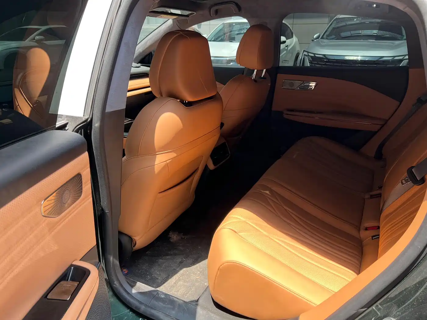 Geely Galaxy Galaxy Xingyao 8 2025 130km EM-P Explorer Edition фото 5