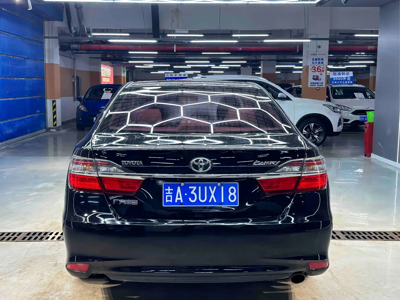 Toyota Camry 2015 2.0E Elite Edition фото 8