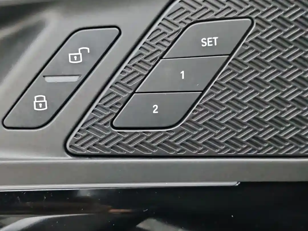 BMW X1 2023 sDrive20Li X Design Package фото 15