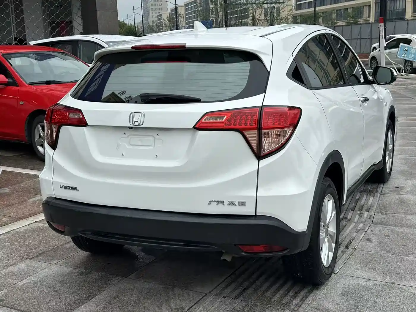 Honda Vezel 2015 2015 1.5L CVT 2WD Comfort