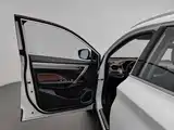 Фото 8 - Geely Coolray