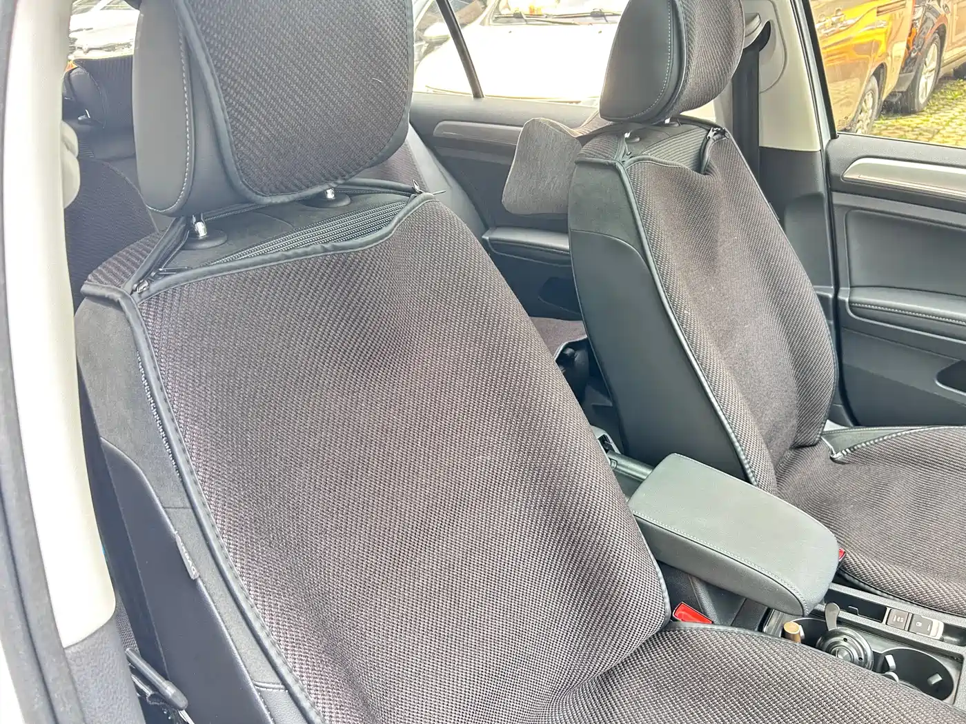 Volkswagen Golf 2018 230TSI Automatic Comfort фото 12