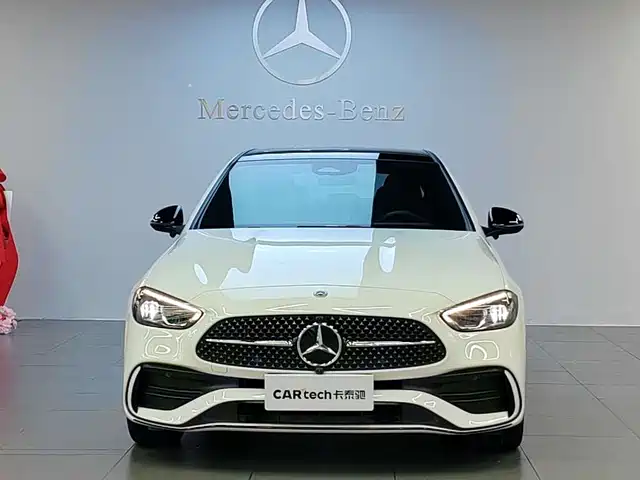 Mercedes-Benz C-Class 2023 Facelift C 260 L Night Sport Edition — фото 2