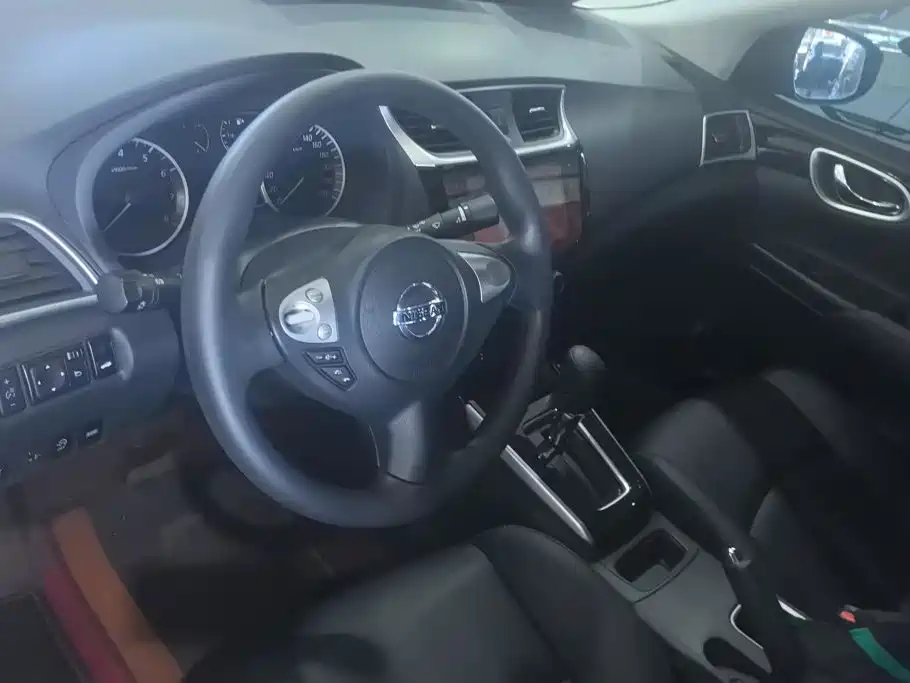 Nissan SYLPHY, миниатюра 12