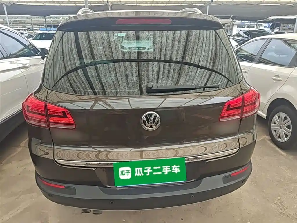 Volkswagen Tiguan 2015 1.8TSI Automatic 2WD Highline фото 6