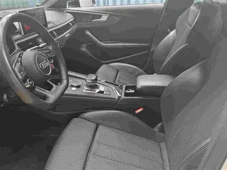 Audi A4L 2019 45 TFSI quattro Sport (China V) фото 9