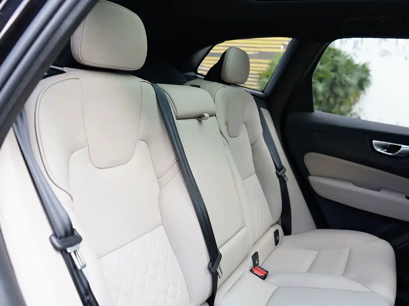 Volvo XC60 2025 2026 Model B5 AWD Smart Elite Luxury